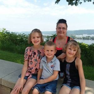 Meet your Posher, Nikki